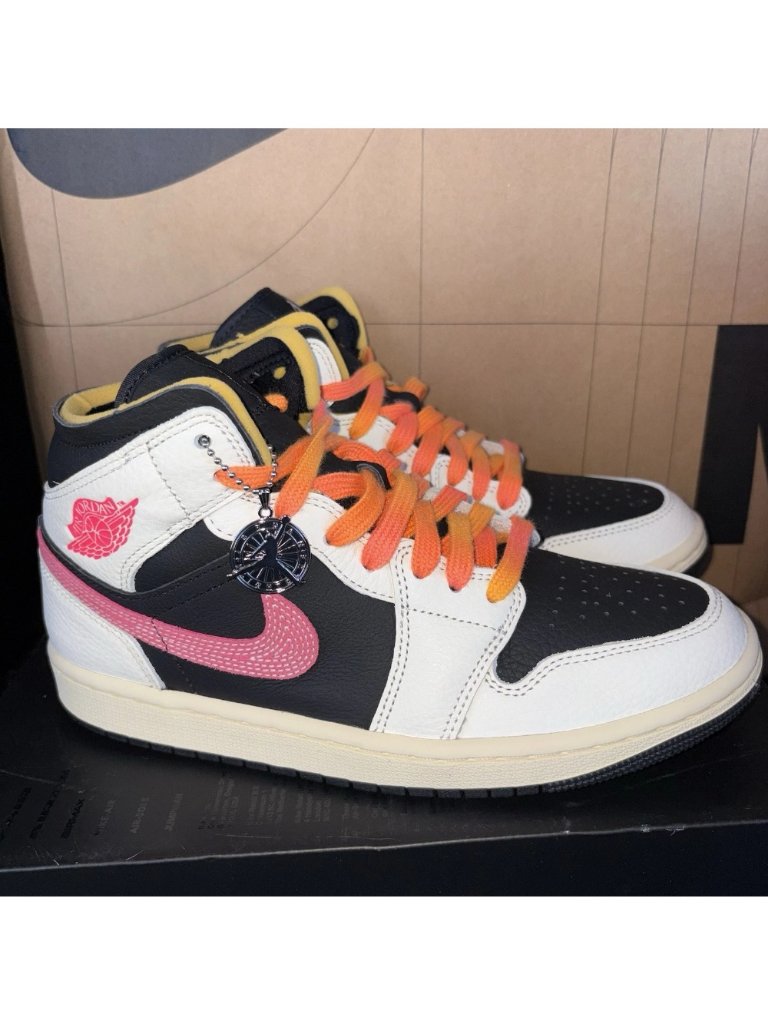 New Nike Air Jordan 1 Mid Se Edge “Flight Club” Ib7007-107 Womens Size 6